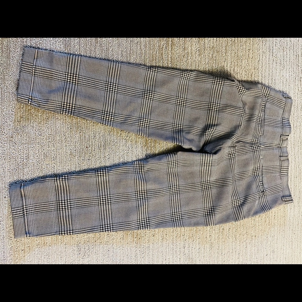Zara dress pants. Size 31. Casual pants.